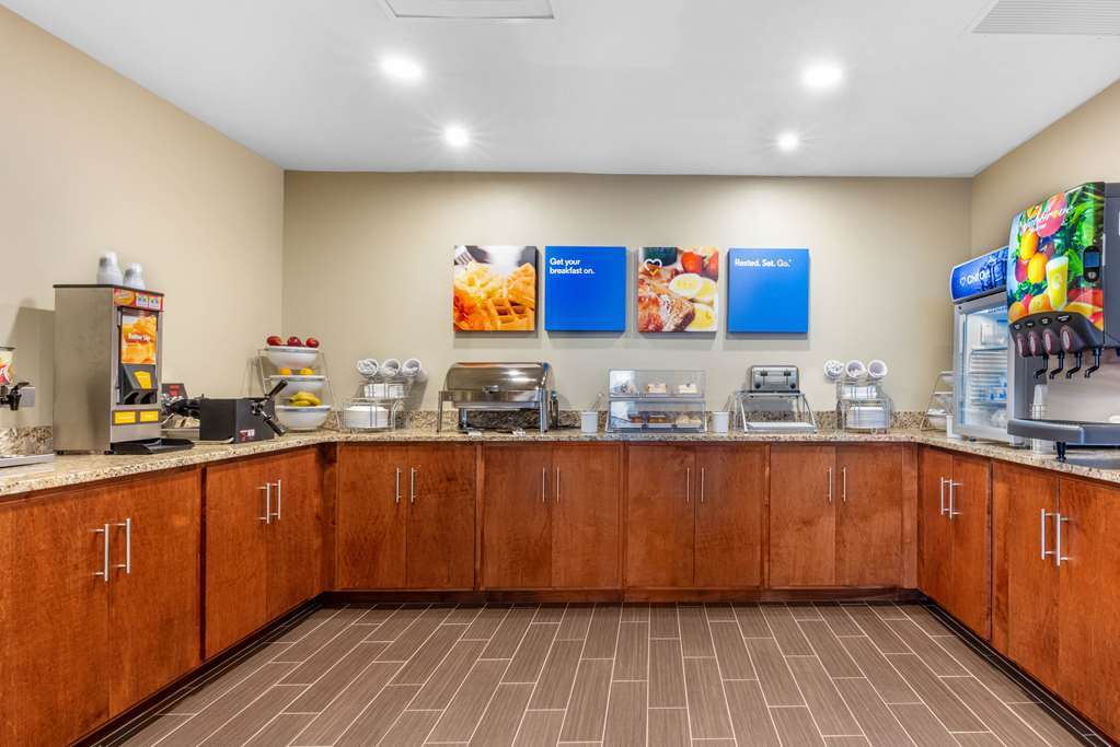 Comfort Inn White House Restaurant photo